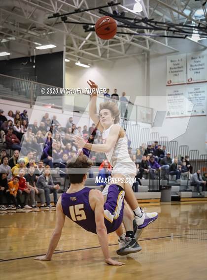 Thumbnail 3 in Lewiston vs. Post Falls photogallery.