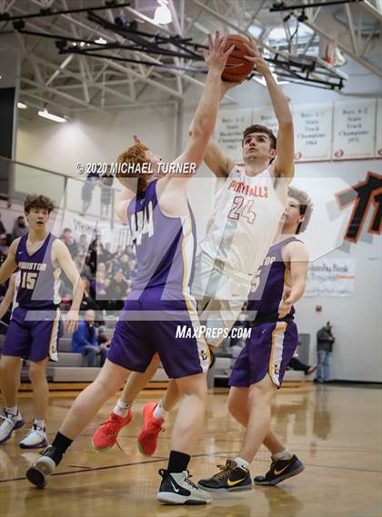 Thumbnail 3 in Lewiston vs. Post Falls photogallery.