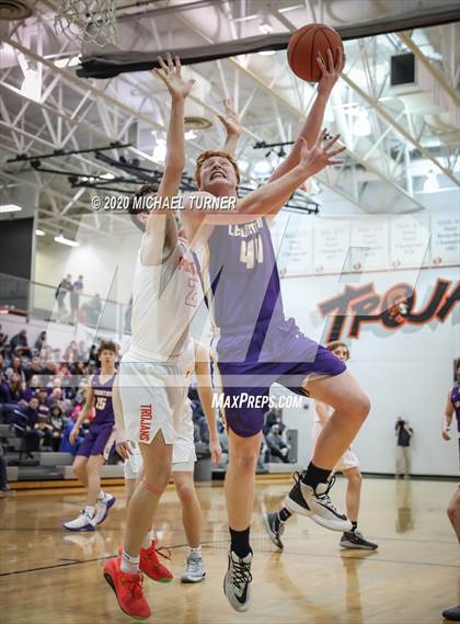 Thumbnail 2 in Lewiston vs. Post Falls photogallery.