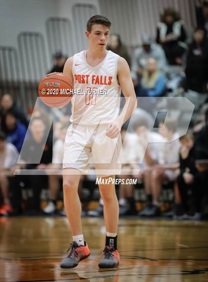 Thumbnail 3 in Lewiston vs. Post Falls photogallery.