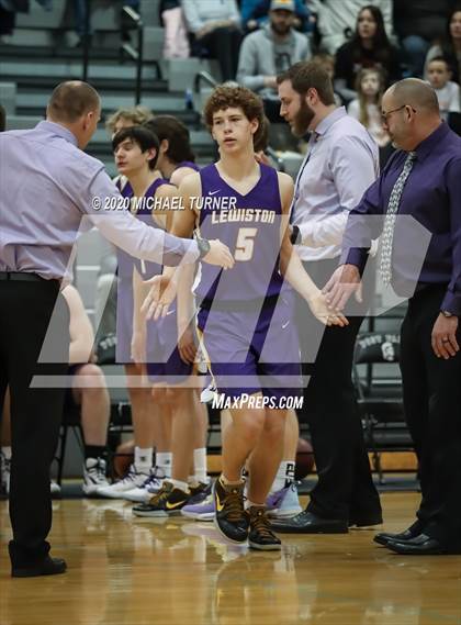 Thumbnail 1 in Lewiston vs. Post Falls photogallery.