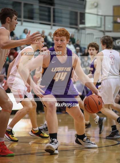 Thumbnail 3 in Lewiston vs. Post Falls photogallery.