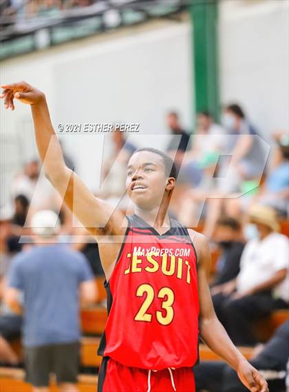 Thumbnail 3 in Jesuit @ St. Mary's photogallery.
