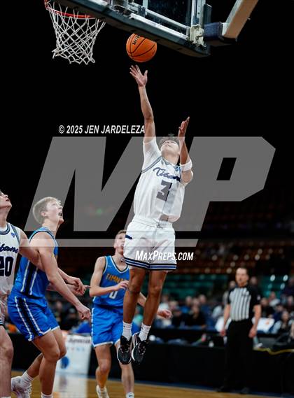 Thumbnail 1 in Timnath vs. Coal Ridge (CHSAA 4A Great 8) photogallery.