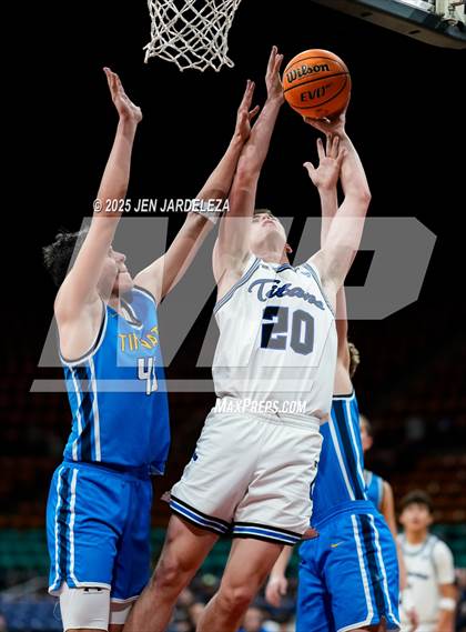 Thumbnail 2 in Timnath vs. Coal Ridge (CHSAA 4A Great 8) photogallery.