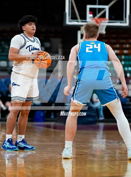 Thumbnail 1 in Timnath vs. Coal Ridge (CHSAA 4A Great 8) photogallery.
