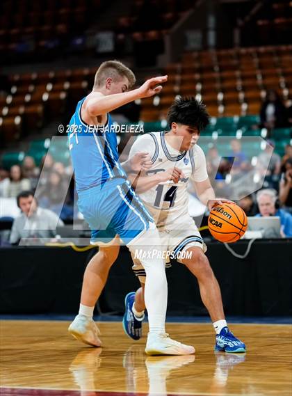 Thumbnail 2 in Timnath vs. Coal Ridge (CHSAA 4A Great 8) photogallery.
