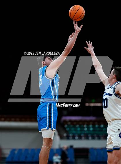 Thumbnail 3 in Timnath vs. Coal Ridge (CHSAA 4A Great 8) photogallery.