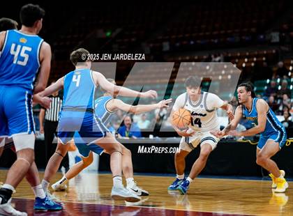 Thumbnail 3 in Timnath vs. Coal Ridge (CHSAA 4A Great 8) photogallery.