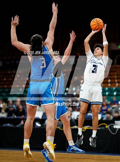 Thumbnail 1 in Timnath vs. Coal Ridge (CHSAA 4A Great 8) photogallery.