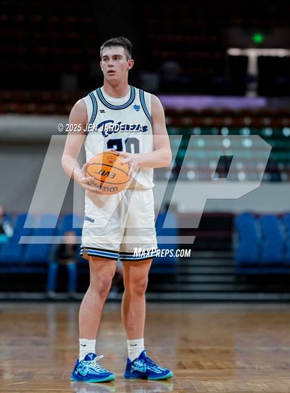 Thumbnail 3 in Timnath vs. Coal Ridge (CHSAA 4A Great 8) photogallery.