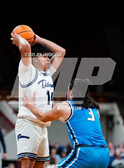 Thumbnail 3 in Timnath vs. Coal Ridge (CHSAA 4A Great 8) photogallery.