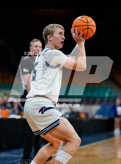 Thumbnail 2 in Timnath vs. Coal Ridge (CHSAA 4A Great 8) photogallery.