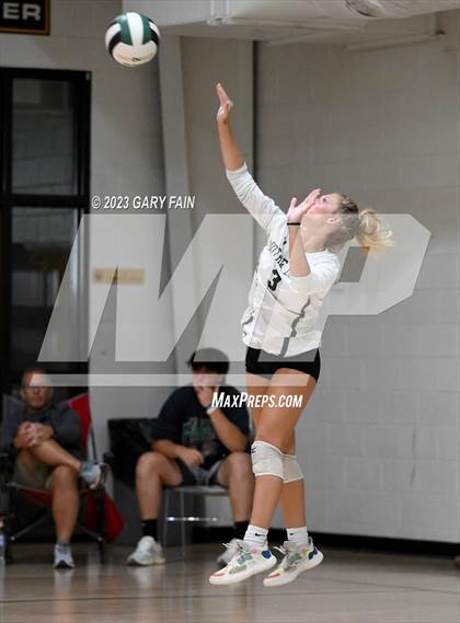 Thumbnail 2 in Girls Prep @ Notre Dame photogallery.