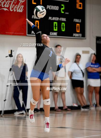 Thumbnail 2 in Girls Prep @ Notre Dame photogallery.