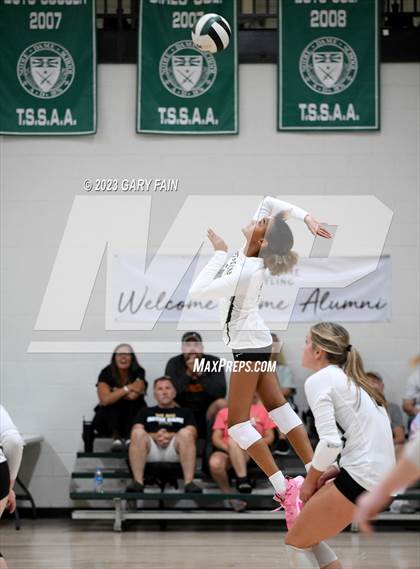 Thumbnail 1 in Girls Prep @ Notre Dame photogallery.