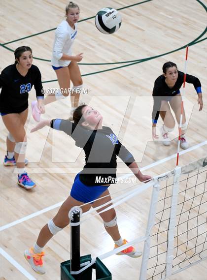 Thumbnail 3 in Girls Prep @ Notre Dame photogallery.