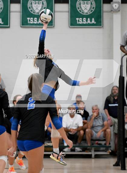 Thumbnail 3 in Girls Prep @ Notre Dame photogallery.