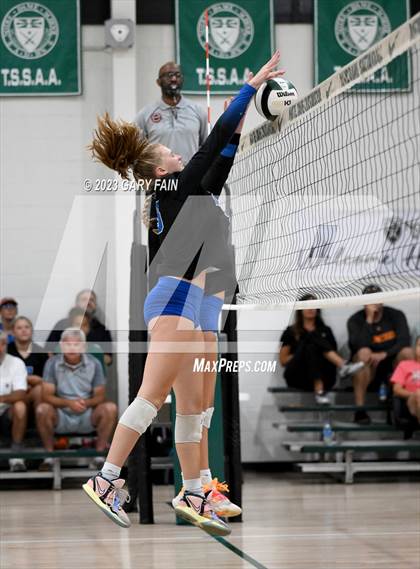 Thumbnail 2 in Girls Prep @ Notre Dame photogallery.