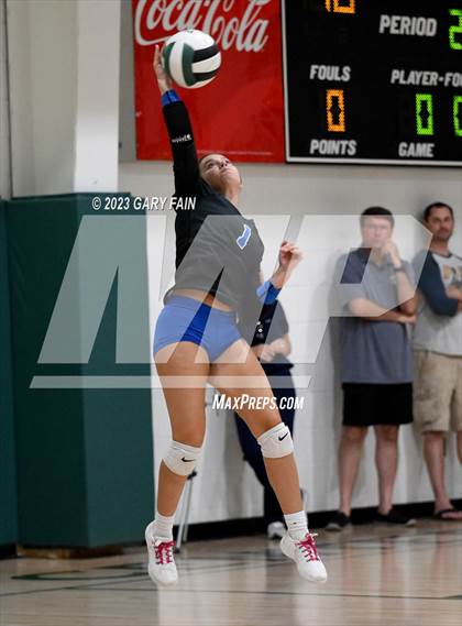 Thumbnail 1 in Girls Prep @ Notre Dame photogallery.