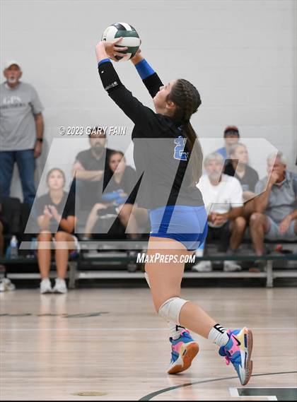 Thumbnail 3 in Girls Prep @ Notre Dame photogallery.