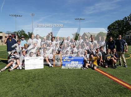 Thumbnail 1 in Jamesville-DeWitt vs. Shoreham-Wading River (NYSPHSAA Class C Final) photogallery.