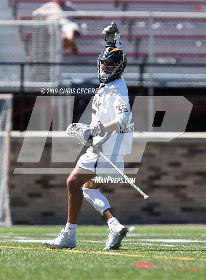 Thumbnail 1 in Jamesville-DeWitt vs. Shoreham-Wading River (NYSPHSAA Class C Final) photogallery.