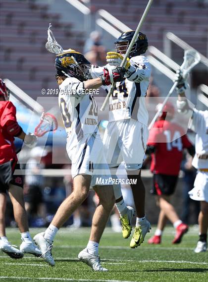Thumbnail 3 in Jamesville-DeWitt vs. Shoreham-Wading River (NYSPHSAA Class C Final) photogallery.
