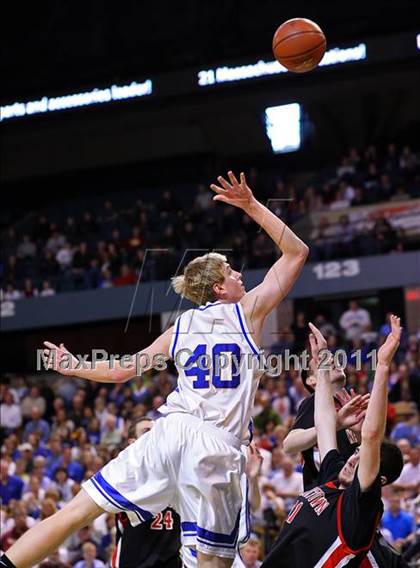 Thumbnail 1 in Watertown vs Whitinsville Christian (MIAA Division 3 Final) photogallery.