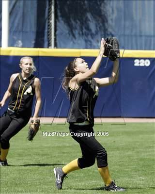 Thumbnail 1 in Alameda vs Pinole Valley (2A Sec. East Bay Final) photogallery.