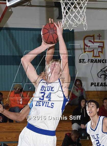 Thumbnail 1 in Davis vs. Burbank (Adidas Challenge) photogallery.