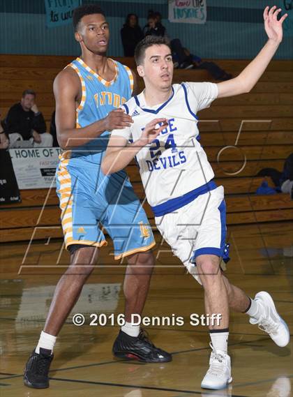 Thumbnail 1 in Davis vs. Burbank (Adidas Challenge) photogallery.