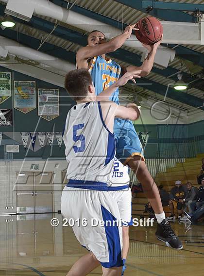 Thumbnail 3 in Davis vs. Burbank (Adidas Challenge) photogallery.