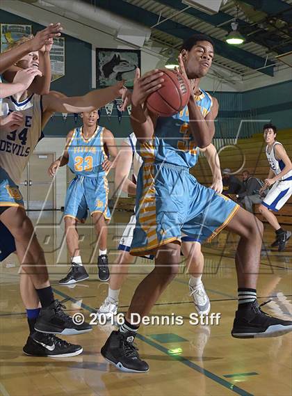 Thumbnail 2 in Davis vs. Burbank (Adidas Challenge) photogallery.