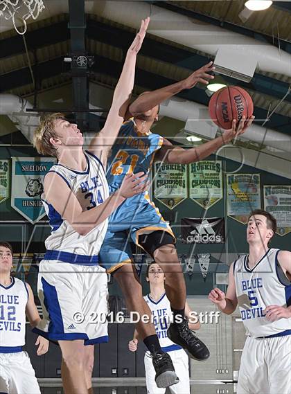 Thumbnail 1 in Davis vs. Burbank (Adidas Challenge) photogallery.