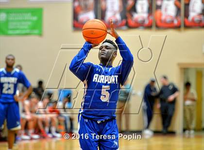 Thumbnail 1 in Hammond vs Airport (C. Dan Joyner Poinsettia Classic) photogallery.
