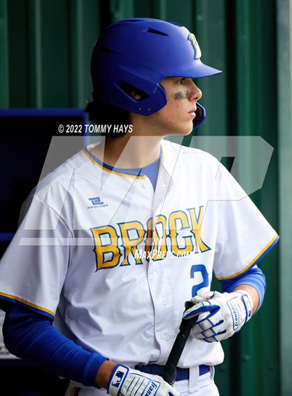 Thumbnail 2 in Comanche @ Brock photogallery.