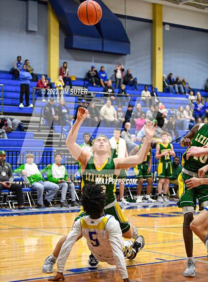 Thumbnail 1 in Rockdale vs Lexington photogallery.