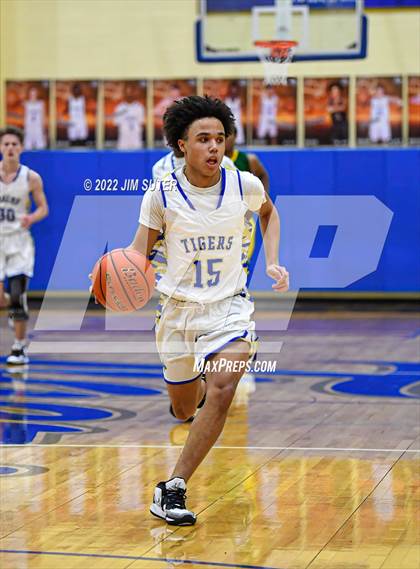 Thumbnail 2 in Rockdale vs Lexington photogallery.