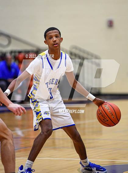Thumbnail 3 in Rockdale vs Lexington photogallery.