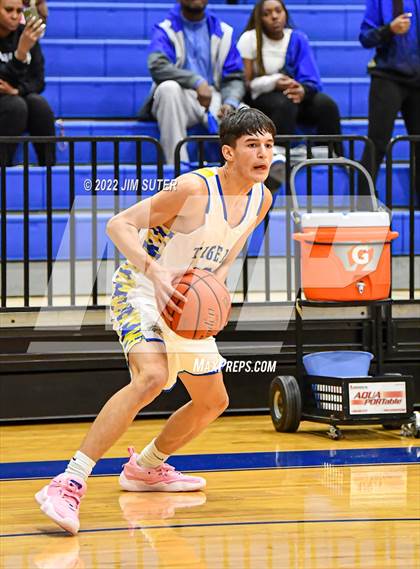 Thumbnail 3 in Rockdale vs Lexington photogallery.