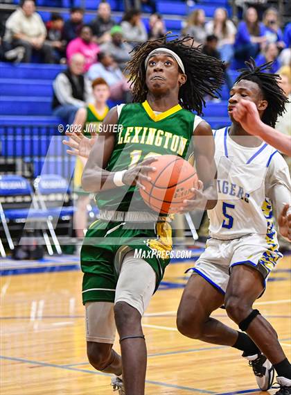 Thumbnail 2 in Rockdale vs Lexington photogallery.