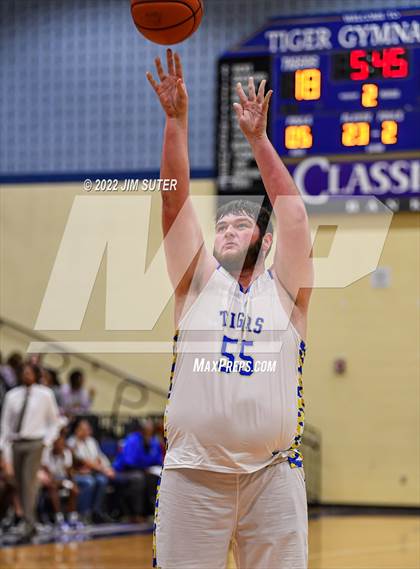Thumbnail 2 in Rockdale vs Lexington photogallery.