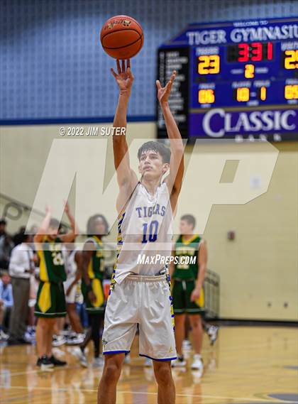 Thumbnail 1 in Rockdale vs Lexington photogallery.