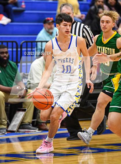 Thumbnail 3 in Rockdale vs Lexington photogallery.