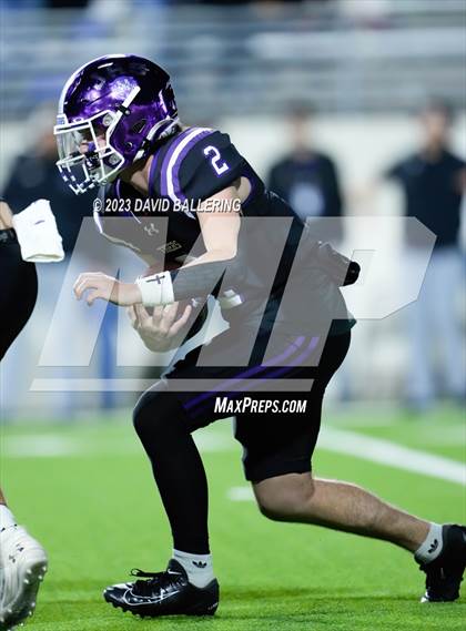 Thumbnail 3 in Gunter vs Jacksboro (UIL 3A DII Quarterfinal Playoff) photogallery.