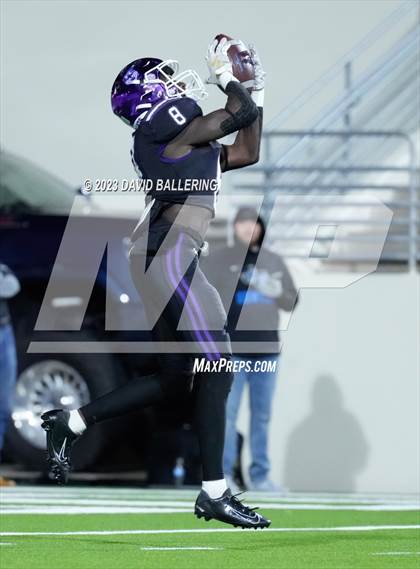 Thumbnail 2 in Gunter vs Jacksboro (UIL 3A DII Quarterfinal Playoff) photogallery.