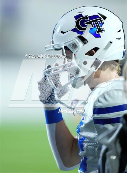 Thumbnail 3 in Gunter vs Jacksboro (UIL 3A DII Quarterfinal Playoff) photogallery.