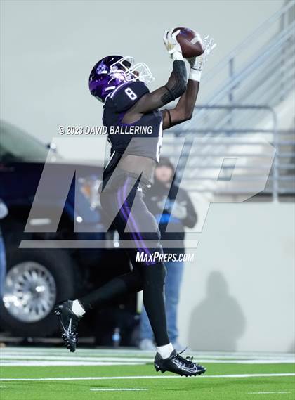 Thumbnail 1 in Gunter vs Jacksboro (UIL 3A DII Quarterfinal Playoff) photogallery.