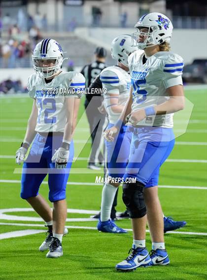 Thumbnail 2 in Gunter vs Jacksboro (UIL 3A DII Quarterfinal Playoff) photogallery.